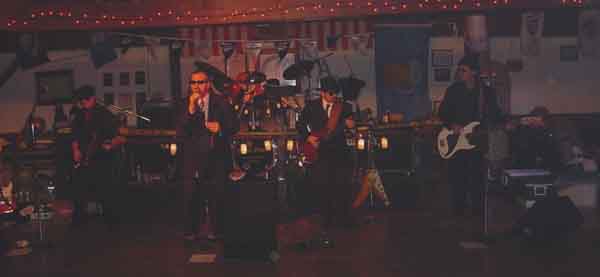 blues-band-27oc01-cropped